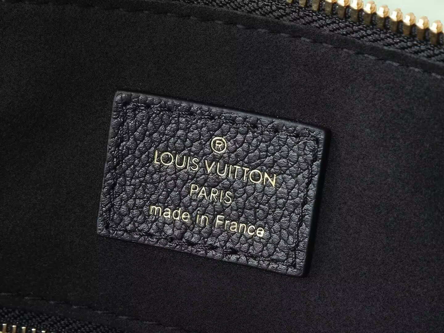 LV Speedy Bandoulière 25 M58951 25x19x15cm