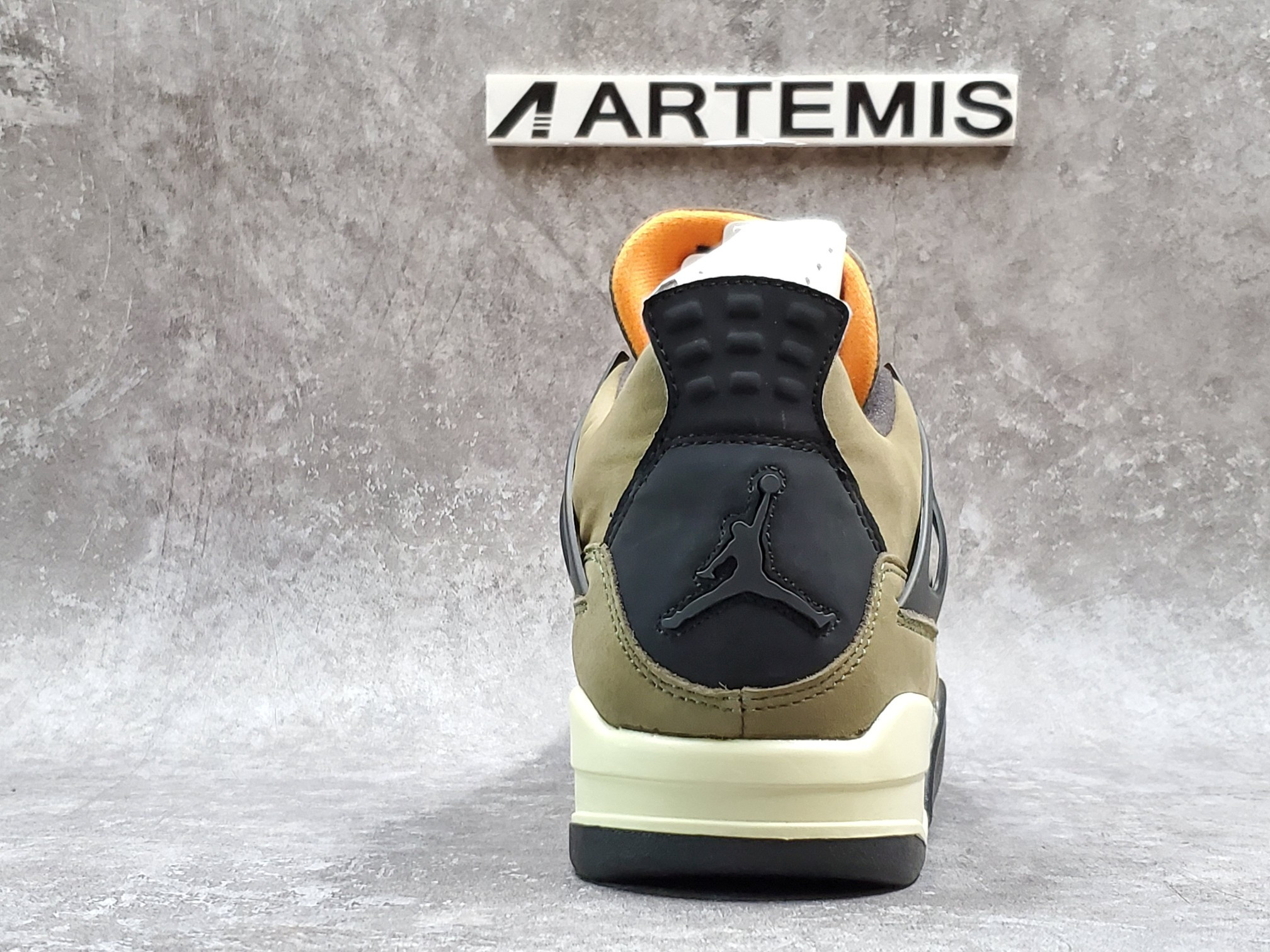 Air Jordan 4 Retro UNDFTD