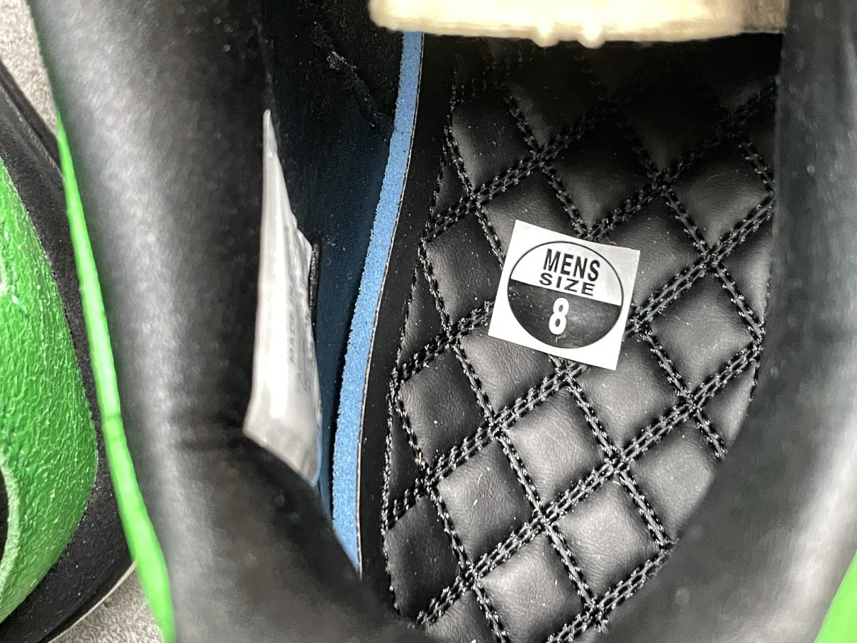 Air Jordan 4 Retro Manila