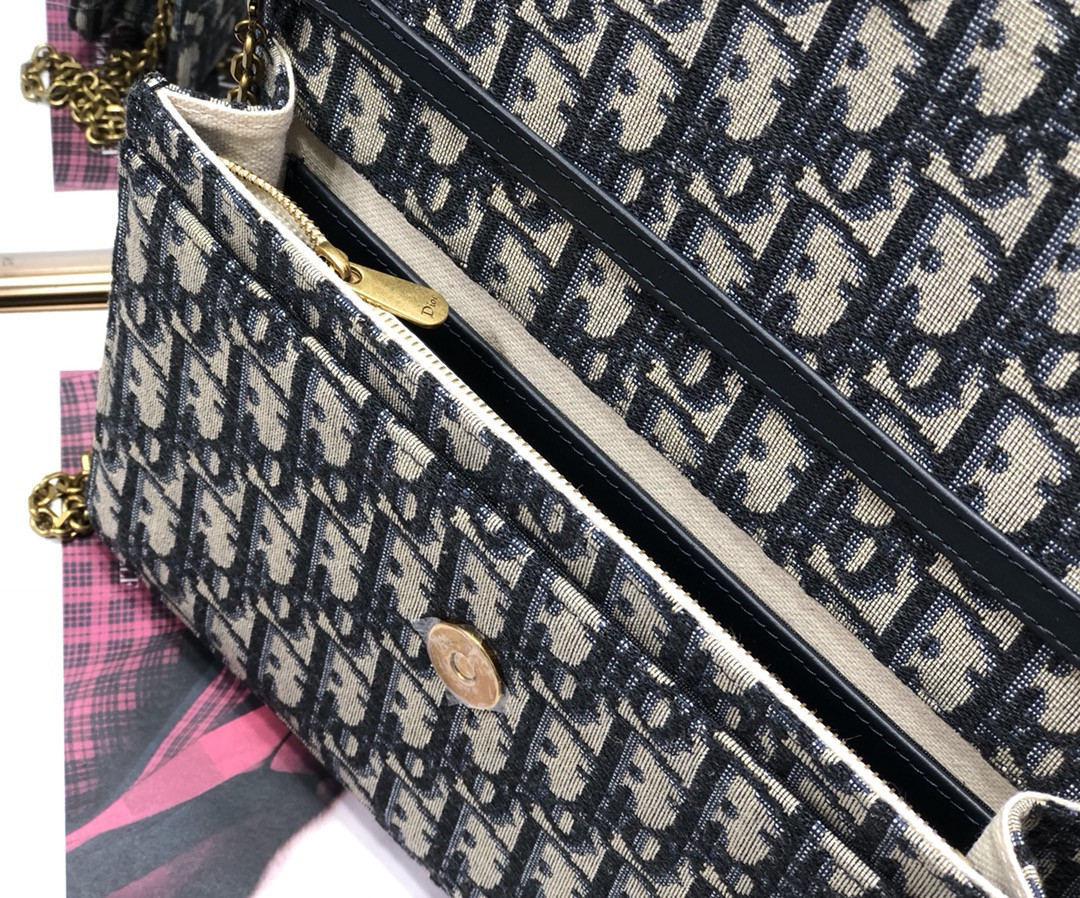 D*or saddle pouch  blue D*or oblique jacquard 8.5 x 5.5 x 1.5 inches