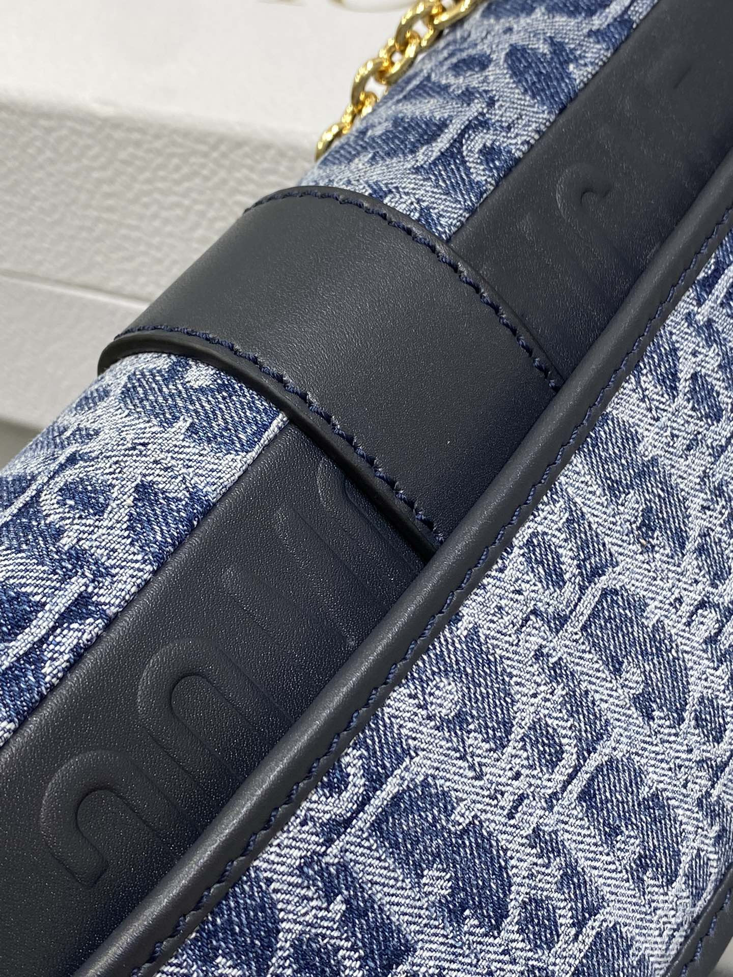 D*or 30 montaigne east-west bag with chain blue denim D*or oblique jacquard  21 x 12 x 6 cm